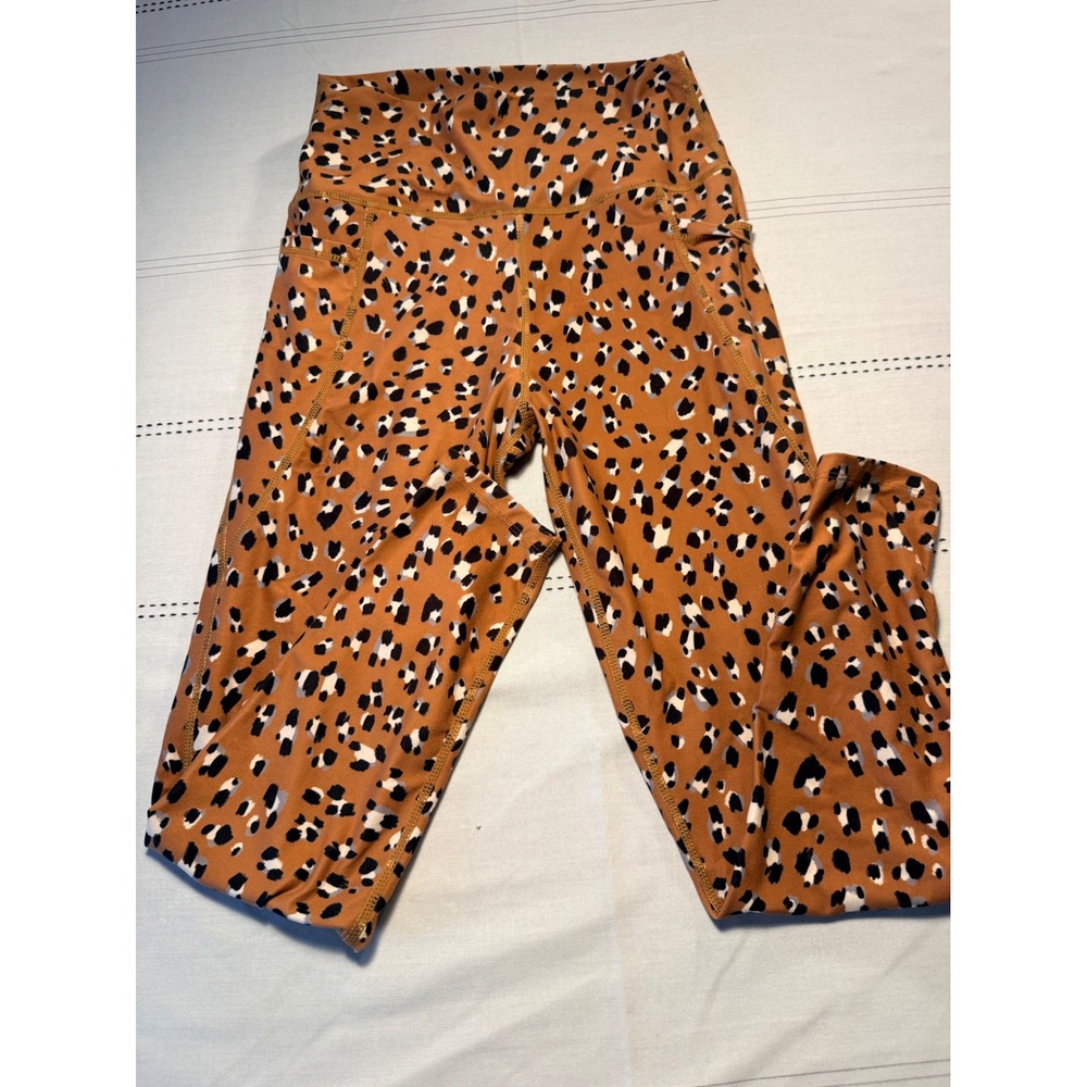 Sage Collective Womens Leopard Print High Waisted Leggings with Pockets Tan Blac